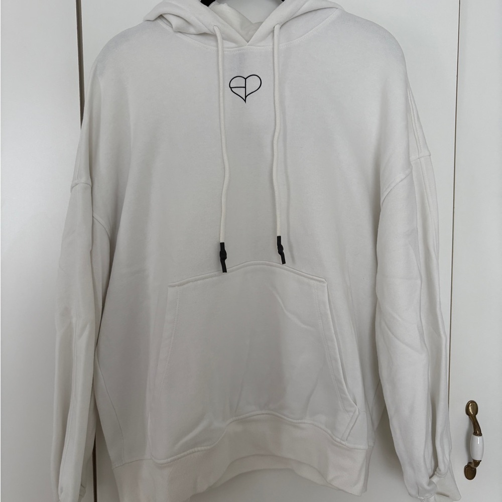 H&M Blackpink White Hoodie Unisex Small